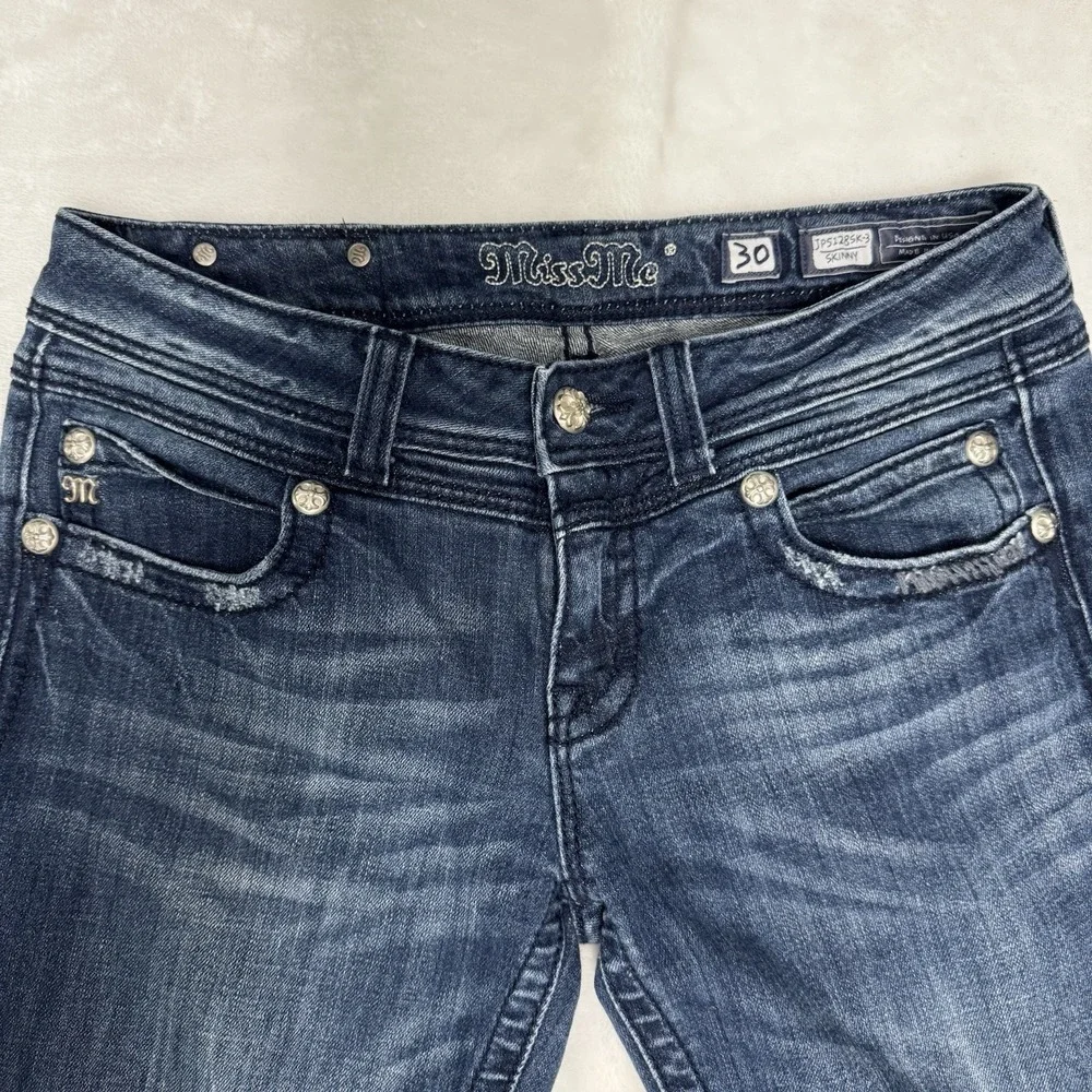 Miss Me Women's Blue Mid-Rise Skinny Jeans, Size 30, Dark Wash - Excellent Cond! - Picture 2 of 6